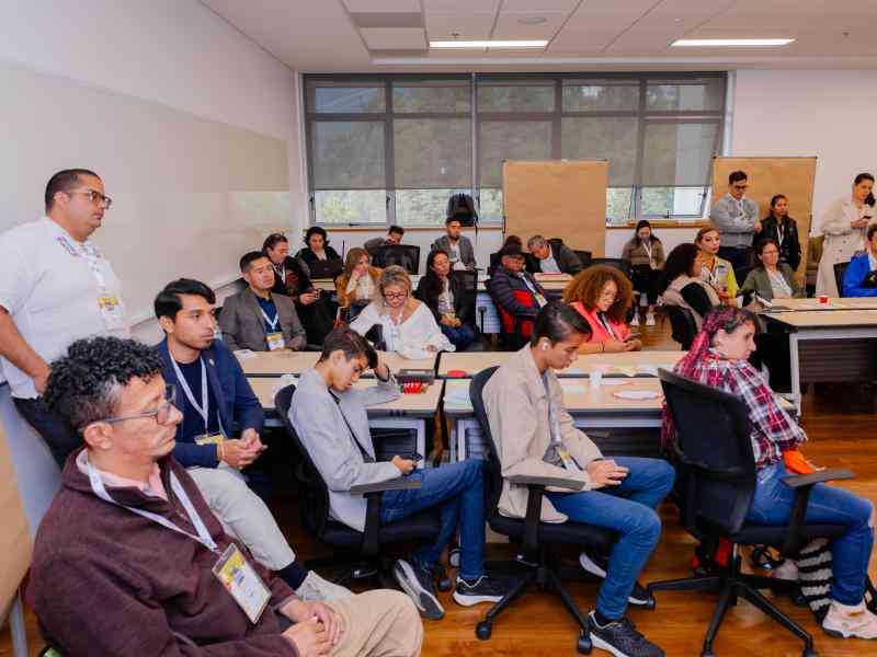 Festival Hola América 2024