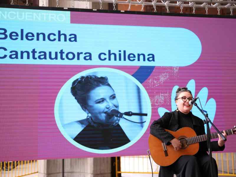 Festival Hola América 2022